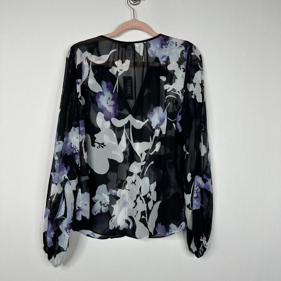 NWT White House Black Market Long Sleeve V-Neck Shirt Abstract Blooms #WHBM31 - Picture 3 of 9
